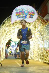 BIB: 5427
                            <button type="button" onclick="openModal(21830328)" class="btn btn-primary btn-sm float-right btn-popup" data-toggle="modal" data-target=".modal-high-quality">
                        <i class="fas fa-shopping-cart"></i> Add to Cart
                    </button>
                                            <button type="button" onclick="isThisMe(21830328, true)" class="btn btn-success btn-sm float-right btn-popup btn-isme hidden" data-toggle="tooltip" data-placement="bottom" title="นี่คือรูปของคุณใช่ไหม คลิกที่นี่เพื่อเอาเข้าอัลบั้ม">
                        <i class="fas fa-plus"></i> Add to album
                    </button>
                    <button type="button" onclick="isThisMe(21830328, false)" class="btn btn-warning btn-sm float-right btn-popup btn-isnotme hidden">
                        <i class="fas fa-ban"></i> Remove from album
                    </button>